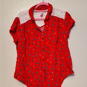 Xhilaration Red Floral Button Down Shirt with Lace